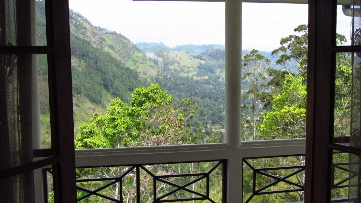Ella House | A self-catered house with a breathtaking view where you can feel at home.