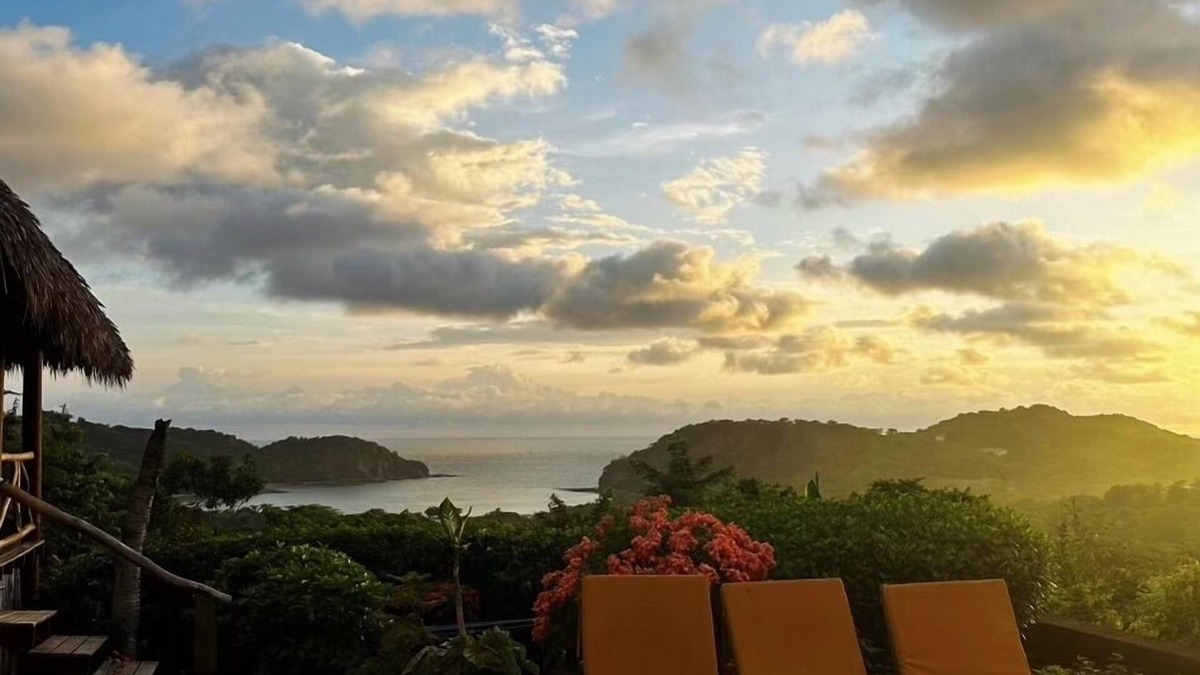 San Juan del Sur House | A serene ocean view getaway minutes from the heart of town