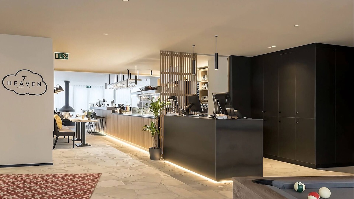 Jewish Quarter Apartment | A Short Drive Away from Maagdenhuismuseum, Antwerp! Family-friendly Property!