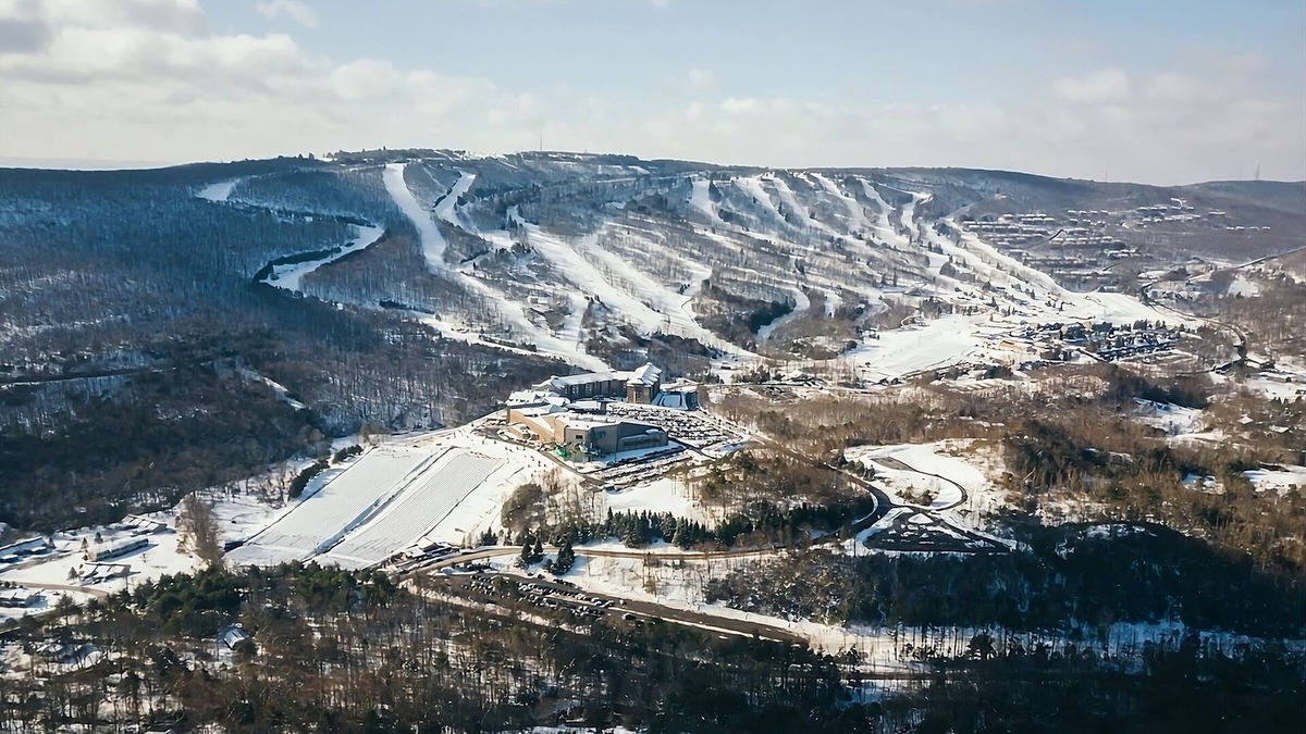 Tannersville Hotel | A Short Drive from Mountain View Park! 2 Queen Suites w/Mountain Views!