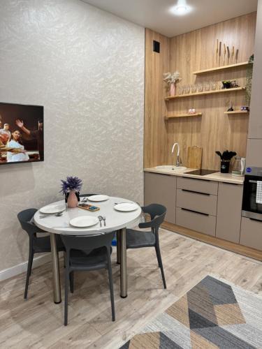 Karagandy Apartment | A-Six Apartment ЖК Адилет