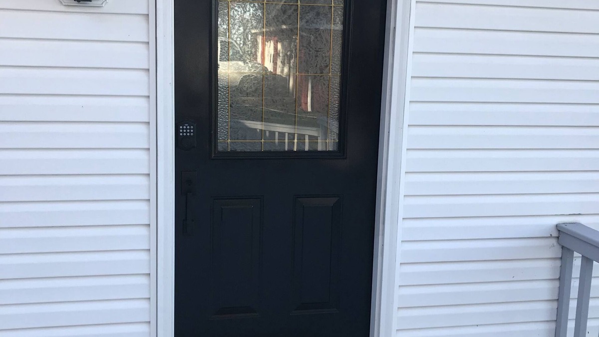 Sugarcreek Apartment | A small studio apartment located in the middle of beautiful Amish country.