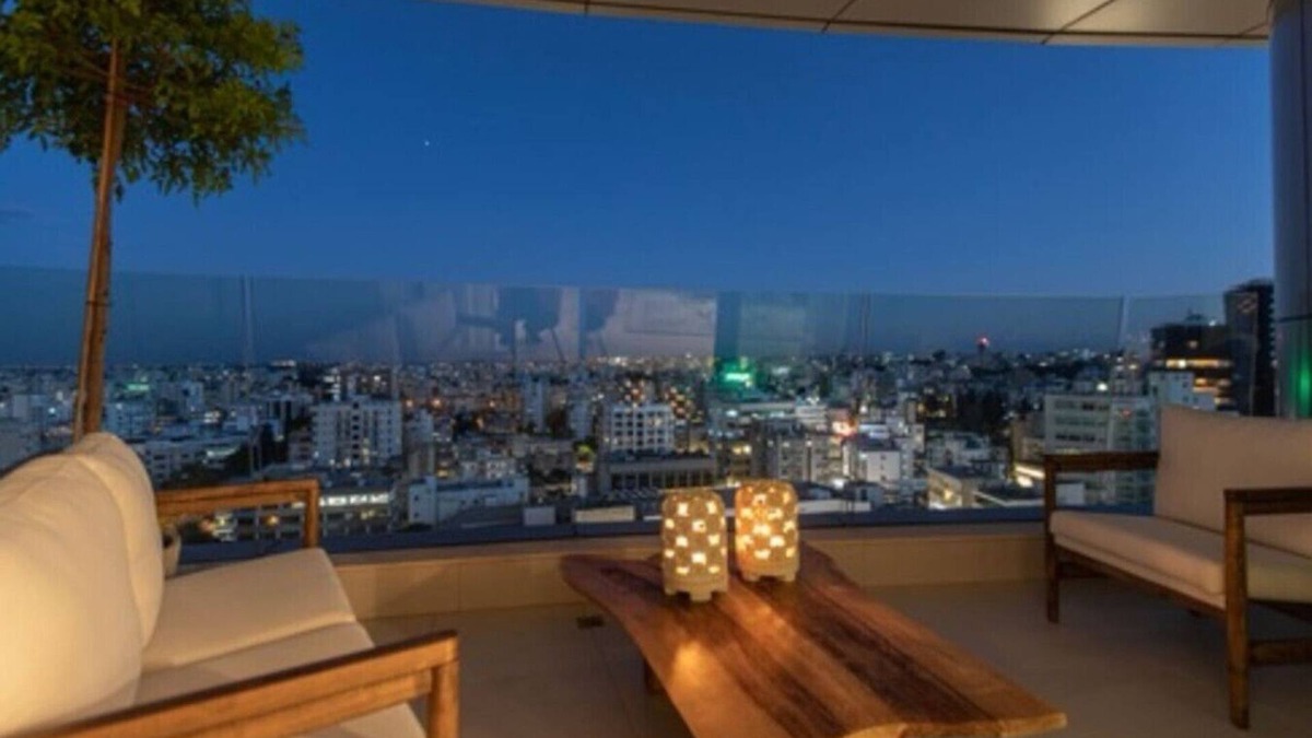 City Centre Apartment | A spectacular suite apartment on a new high rise
