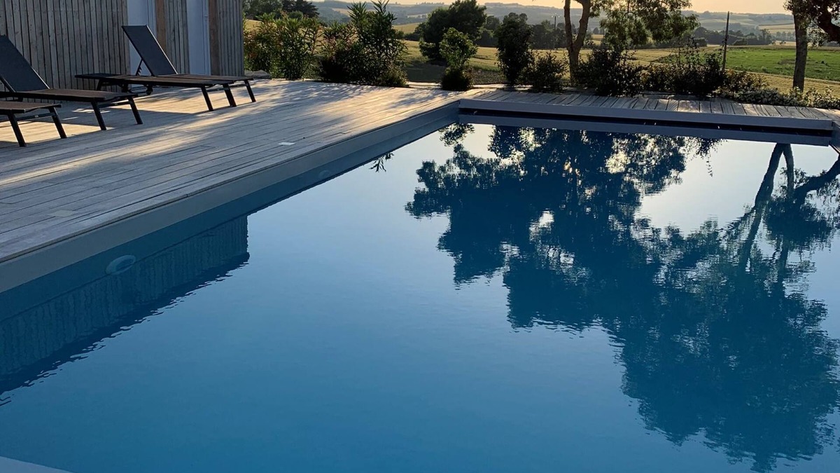 Faudoas House | A SPIRIT OF FAMILY * (4 ears)