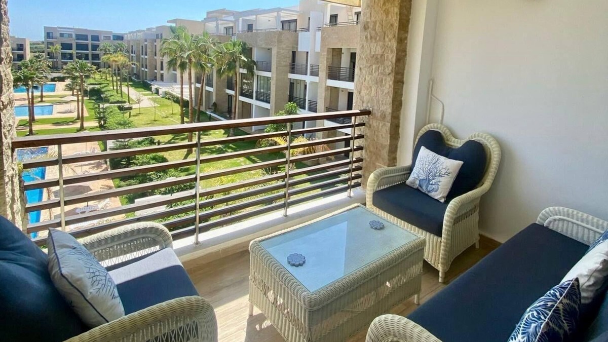 Plage des Nations Apartment | A stay between ocean and golf