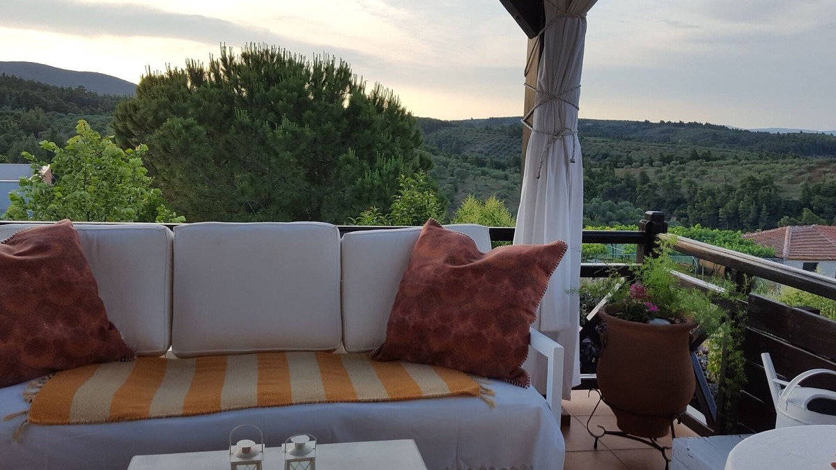 Agios Nikolaos House | 🏡-A Stone-built House with spectacular views -🏡