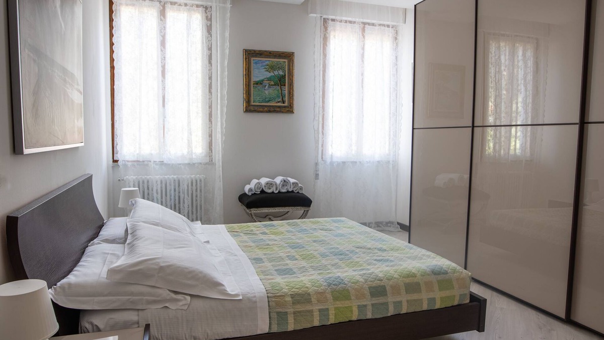 Lerici Apartment | A stone's throw from the sea! Cozy apartment with private parking