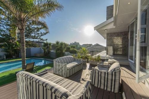 Humewood House | A Stone's Throw