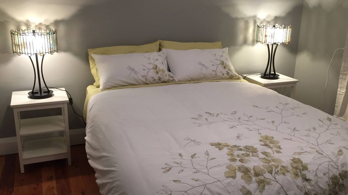 Orange Apartment | A stroll away from town centre