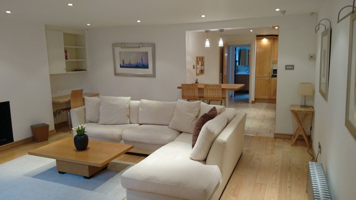 Pembridge Apartment | A stunning apartment, recently appointed and maintained to a high standard