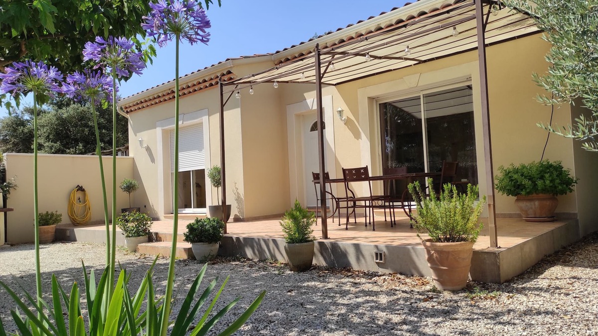 Chateauneuf-de-Gadagne Villa | A sunny villa in the heart of Provence