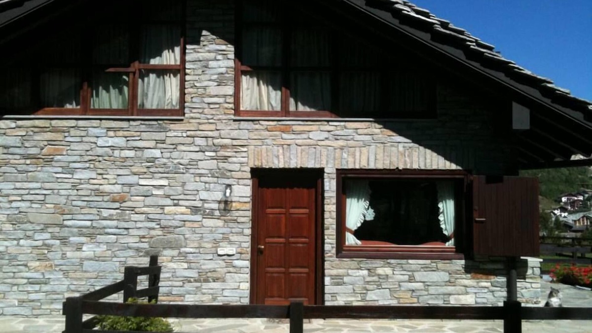 La Thuile Apartment | A super confortable flat on the slopes ideal for yours winters holidays