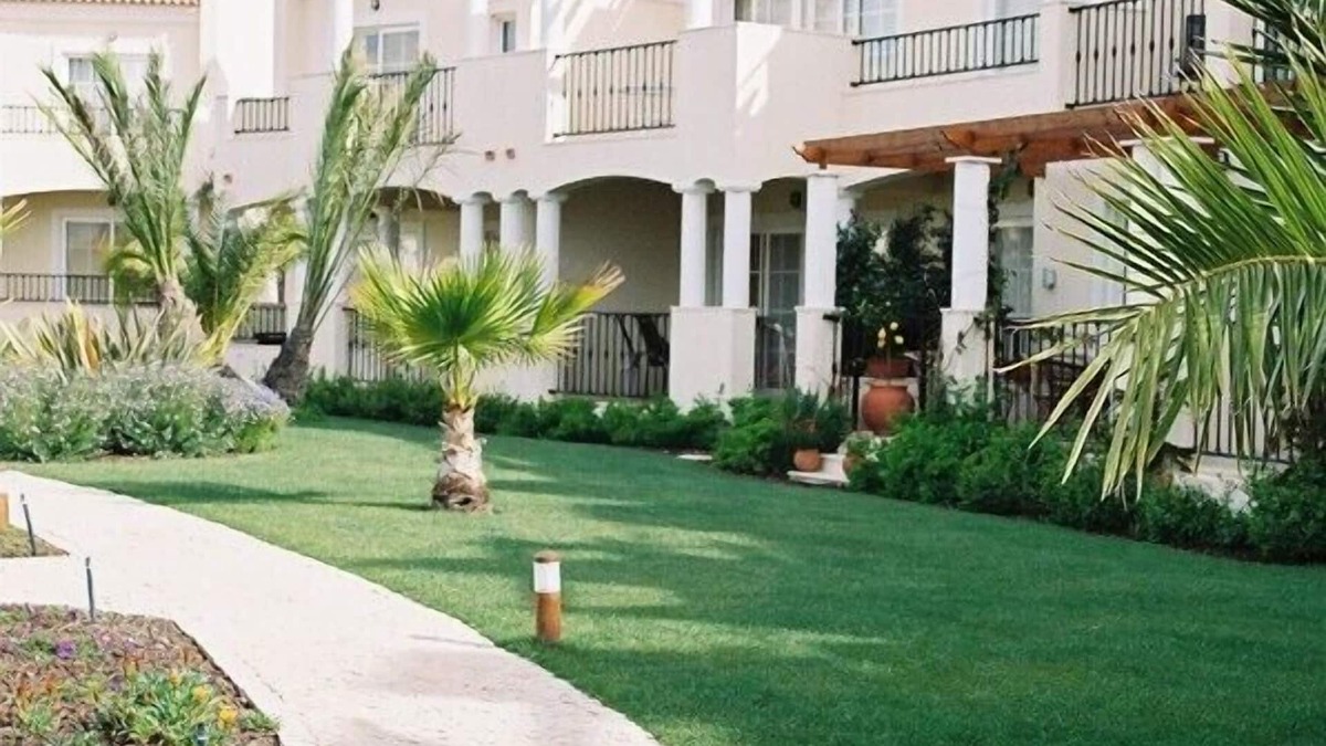 Quarteira Apartment | A superb recently refurbished apartment in this highly sought after resort