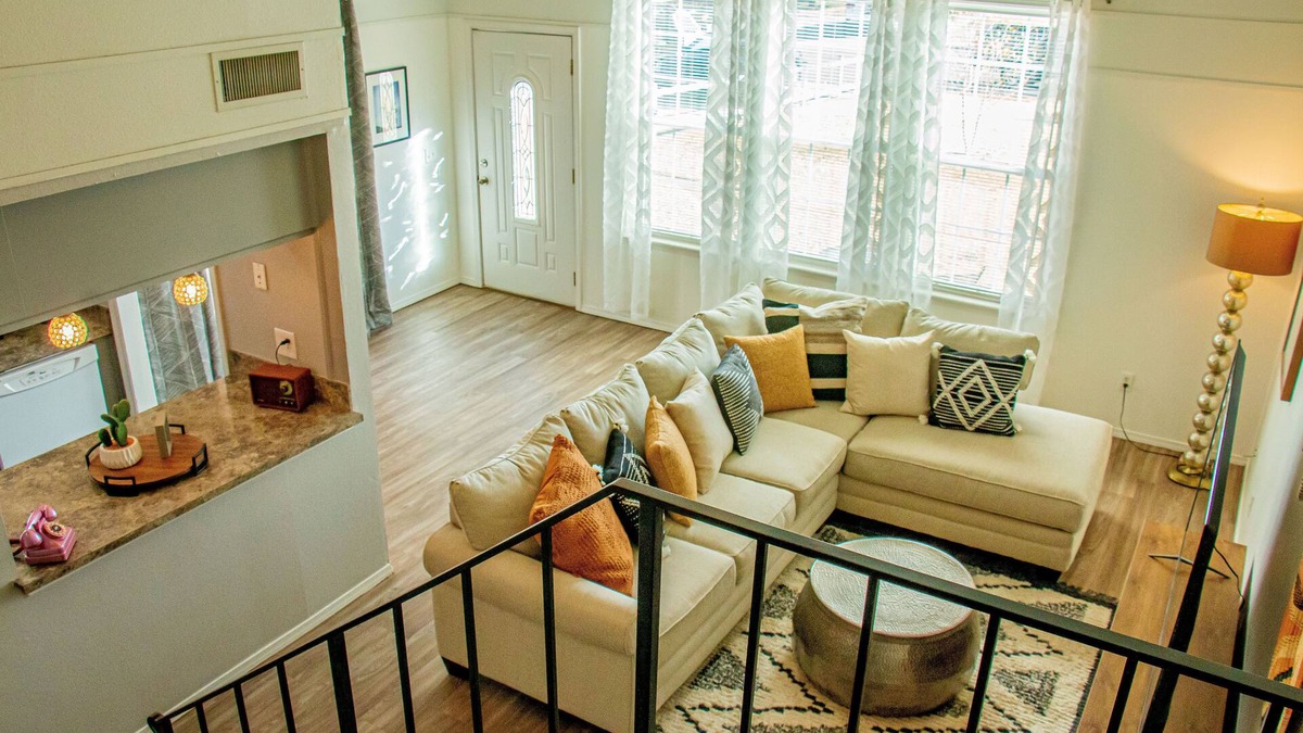 Canyon House | A sweet stay on Cherrywood Square