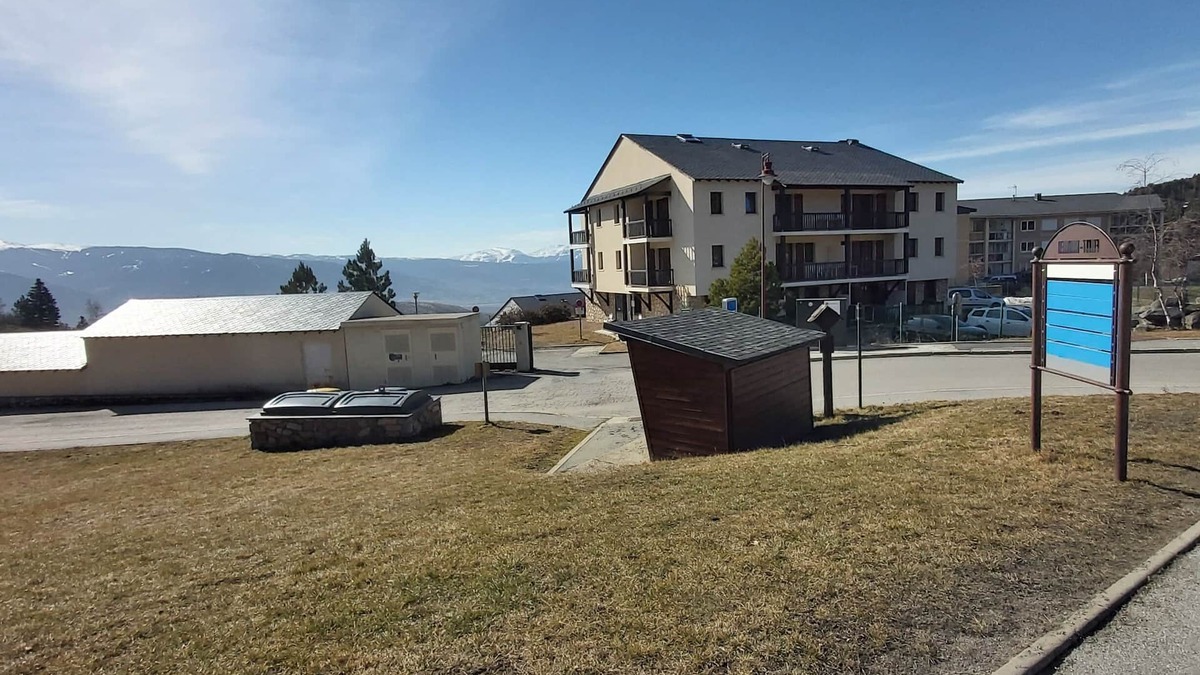 Font-Romeu-Odeillo-Via Apartment | A thousand suns