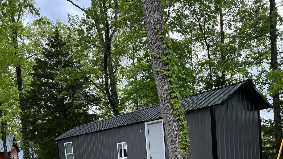 Columbia House | A tiny home experience
