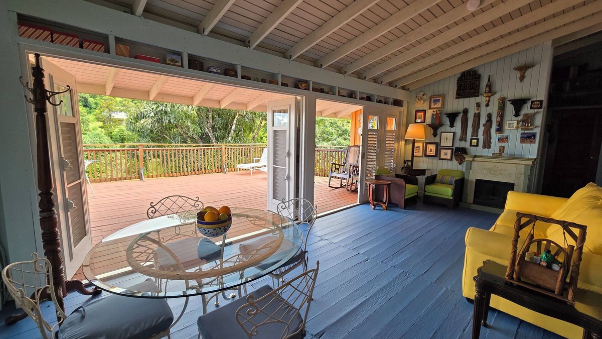 Canovanillas House | A traditional "casa de campo" with modern touches.