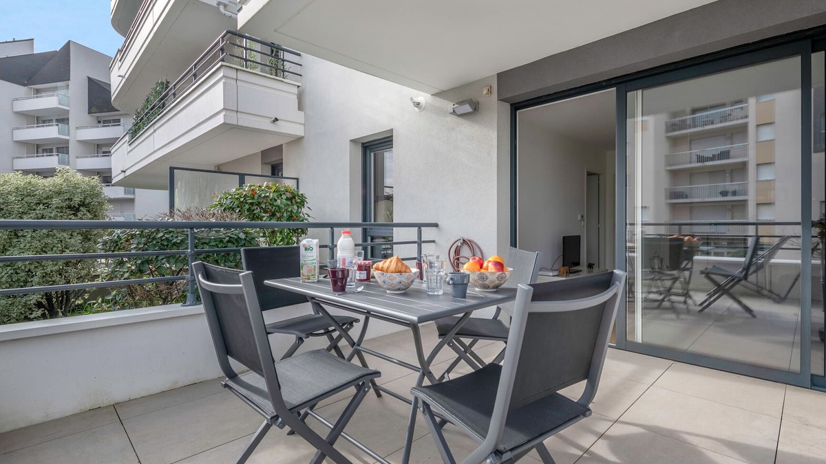 Le Pouliguen Apartment | A trip to Le Pouliguen at 150m from the harbour