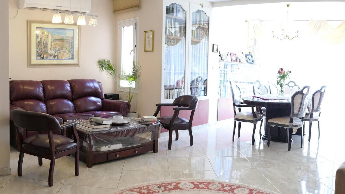 Beit Shemesh Cottage | A Triplex at Ramat Shilo