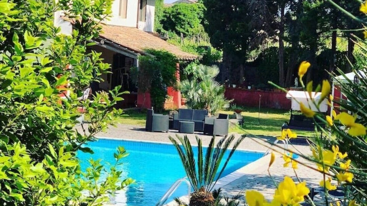 Puntalazzo Apartment | A True Sicilian guesthouse with Pool on Mt. Etna, perfect for Families & Groups.