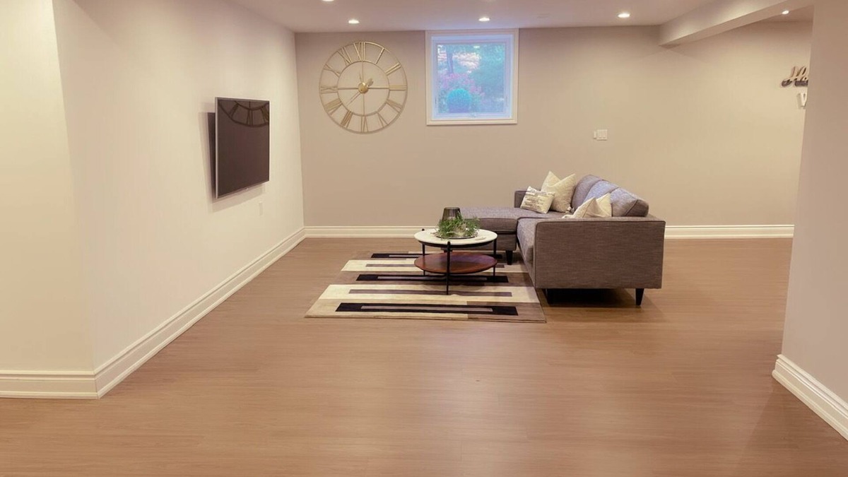 Cooksville Apartment | A truly gem apartment, luxurious and stylish