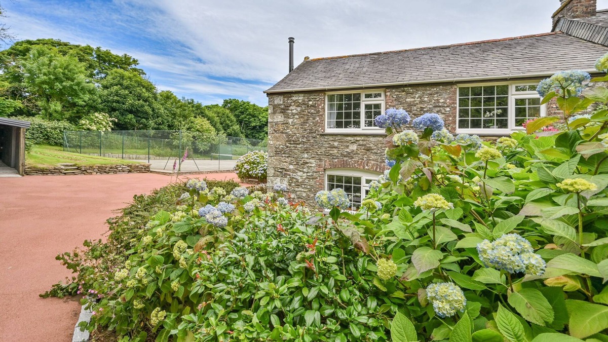 Pelynt Apartment | A two bedroom self catering holiday cottage