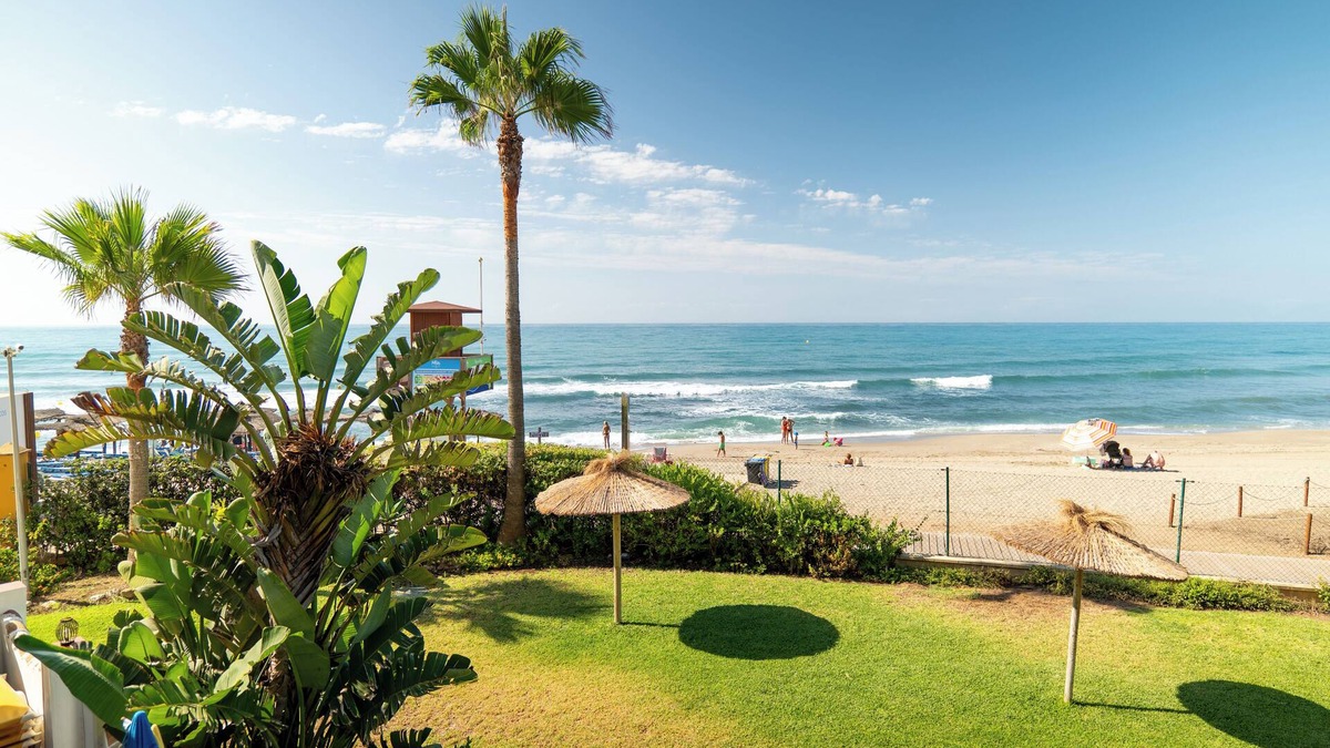 Calahonda Apartment | A UNIQUE PARADISE in Royal Beach, Mijas beach