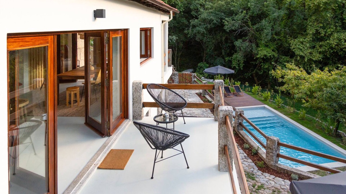 Vieira do Minho House | A unique hideaway, embraced by the breathtaking hillside of Caniçada, Gerês