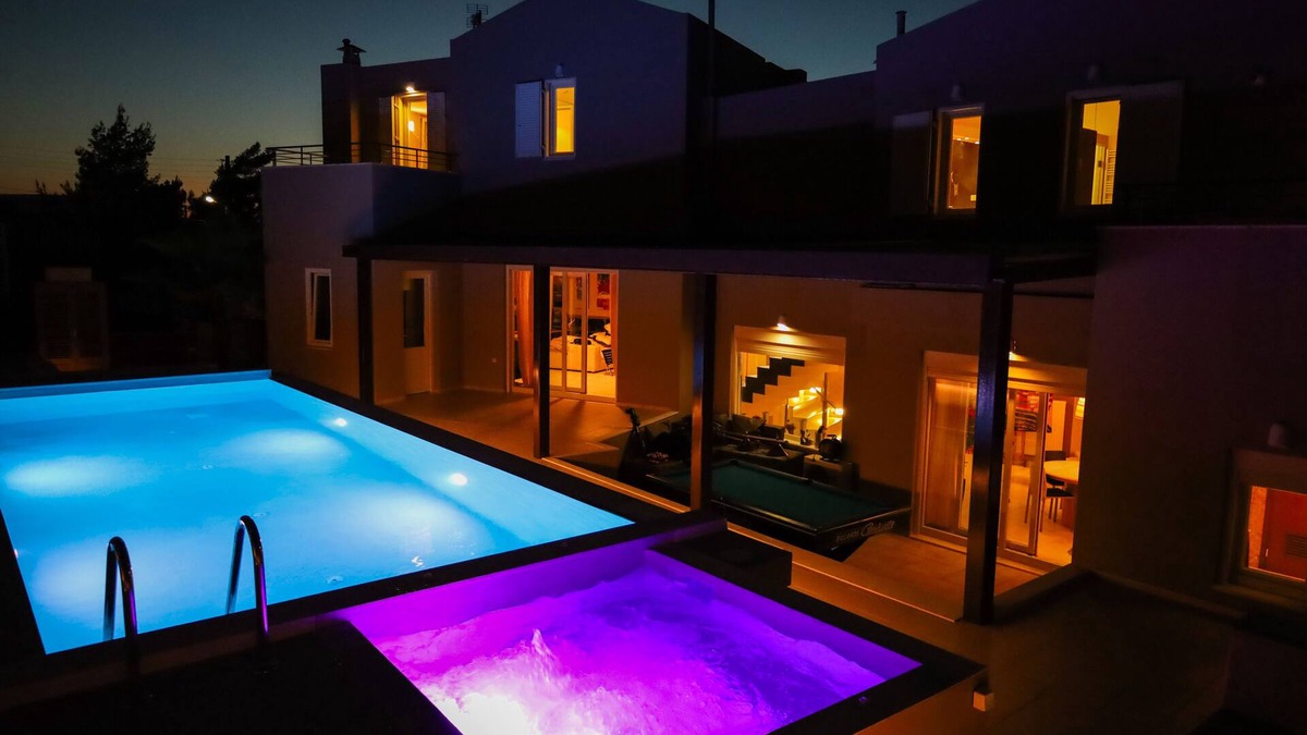 Hersonissos Centre Villa | A unique villa with amazing sea view, a pool and a jacuzzi at Hersonissos Crete