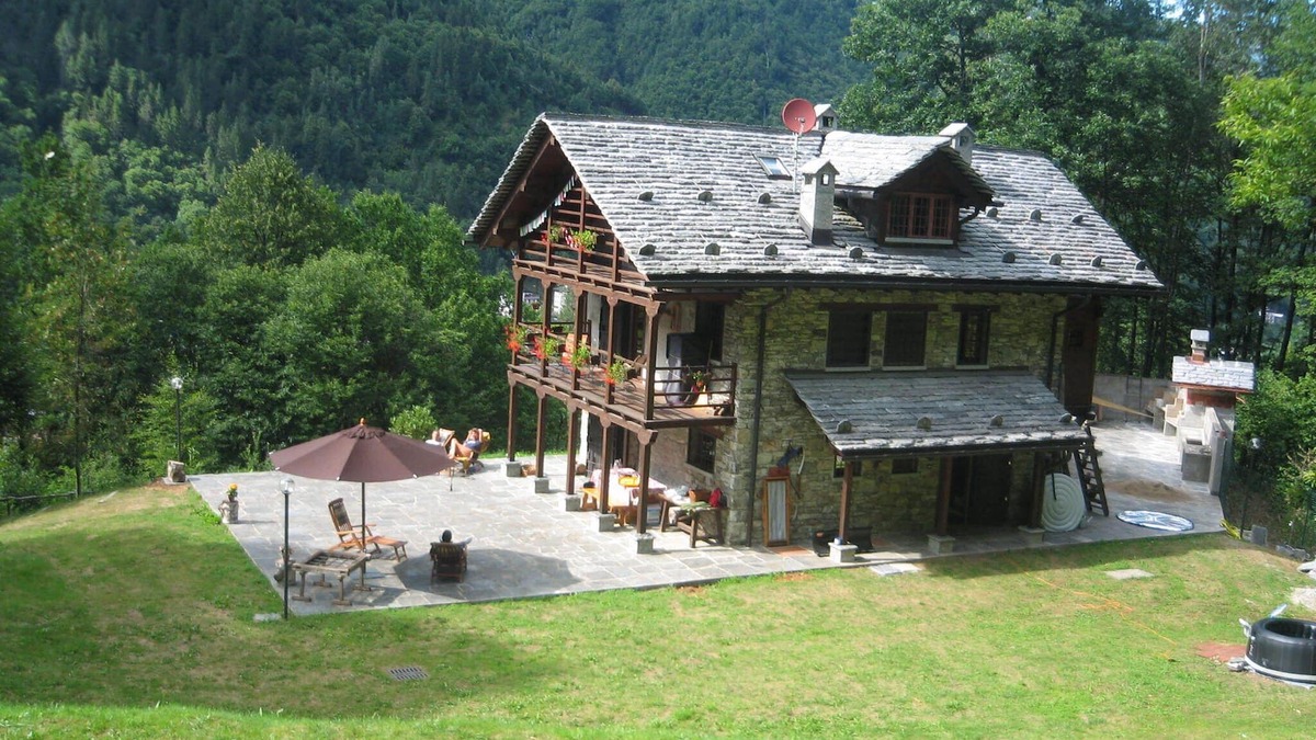 Scopello Villa | A very beautiful chalet in the nature of the forest "Baita Neva"