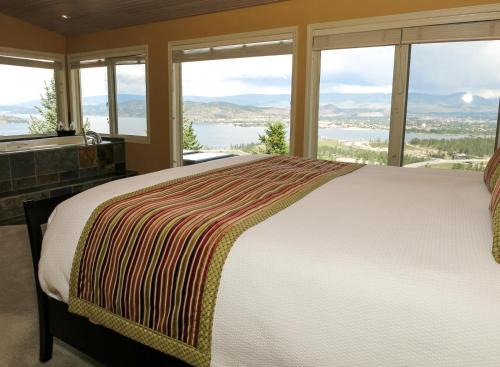 West Kelowna Estates Bed & Breakfast | A View of the Lake B & B
