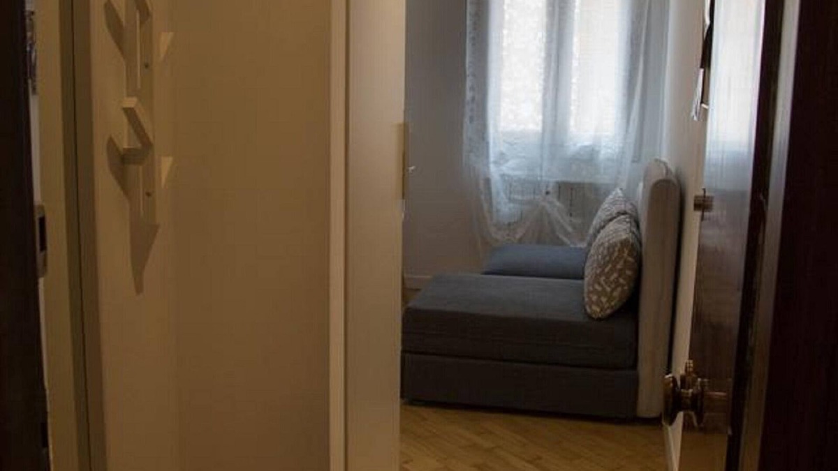 Case Peschiera-Lu Fraili Apartment | A vostra disposizione una TV a schermo piatto.