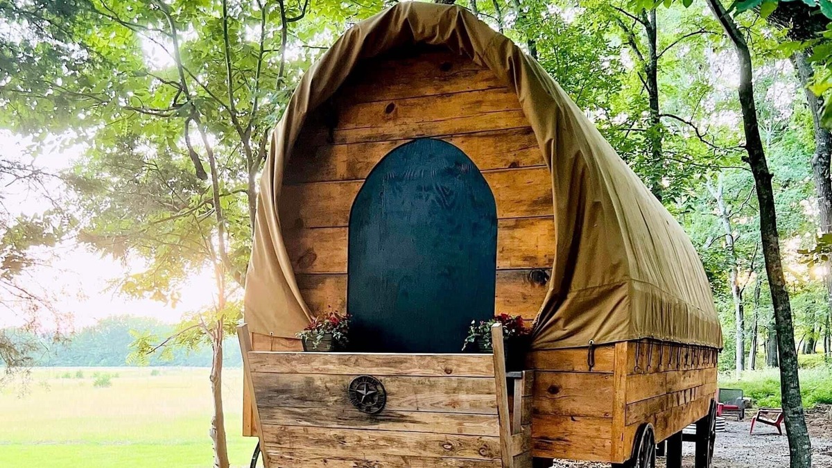 Alix Cabin | A Wagon Cabin on the Mulberry River, Oark Arkansas