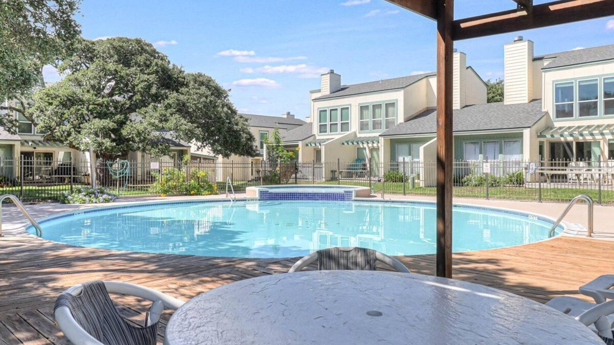 Sailhouse Condo | A Wave From It All! Pool, Pier, Boat Ramp, Slips, BBQ Area!