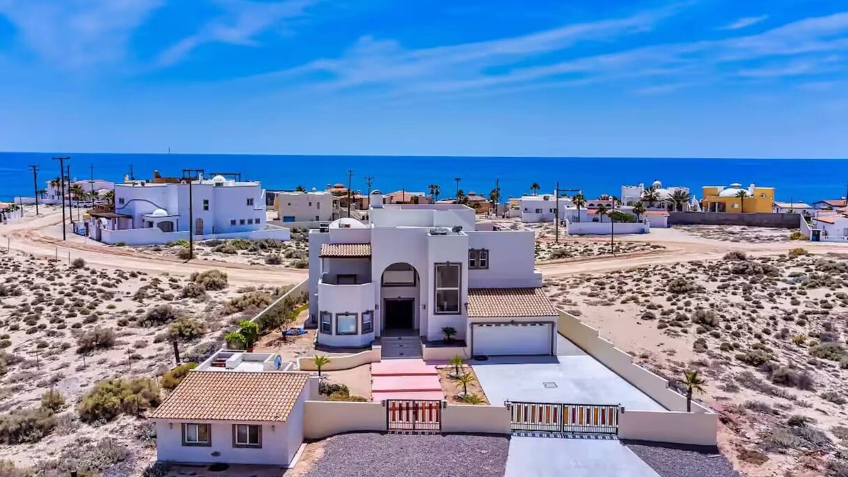 Jimenez House | A Wave FROM IT ALL: Stunning Ocean View Retreat Just Steps to the Beach!