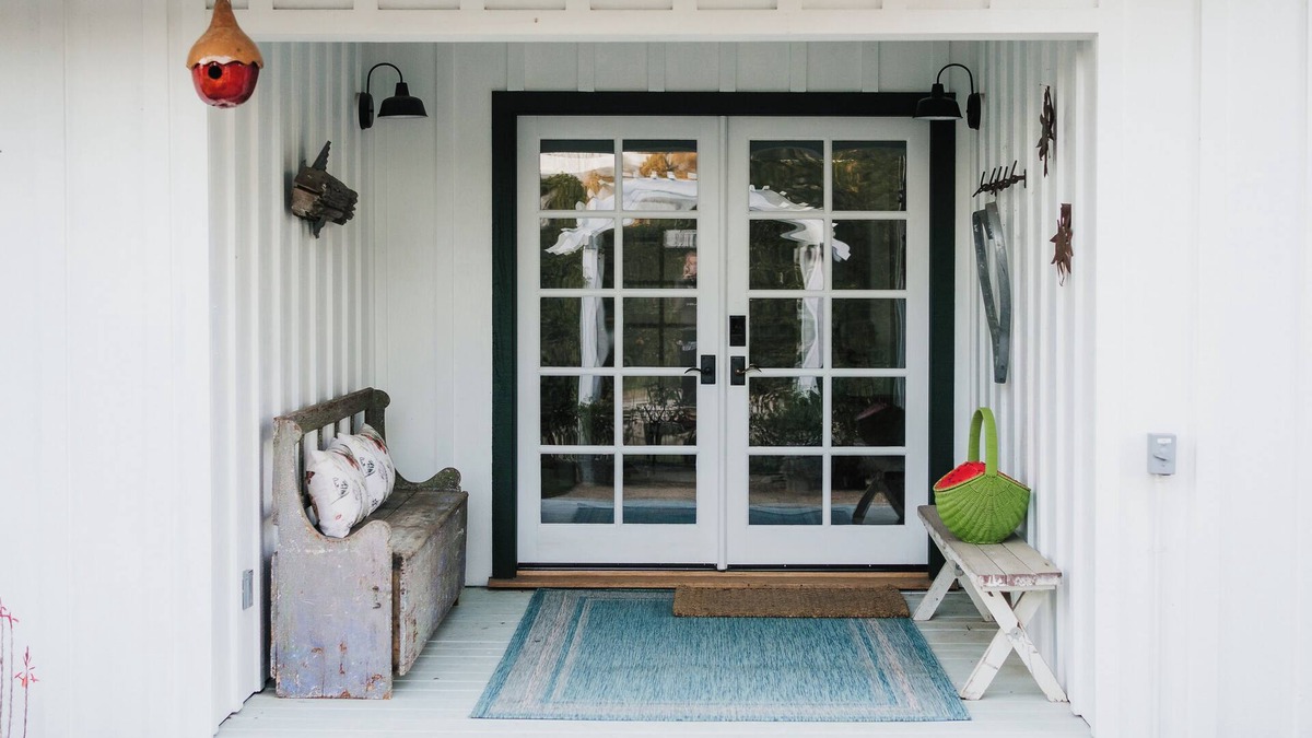 Santa Ynez House | A Wine Country Pond House