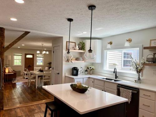Dover House | A Winfield Bungalow