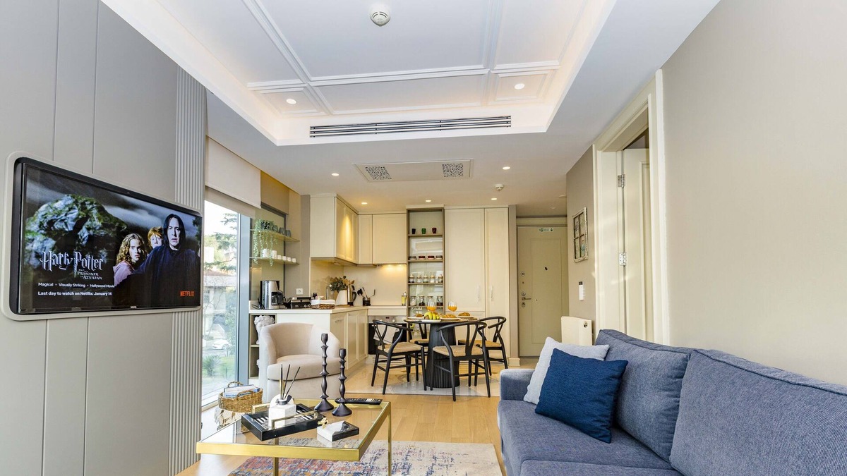 Kadikoy Apartment | A Wonderful Flat near Kosuyolu Street in Kadikoy