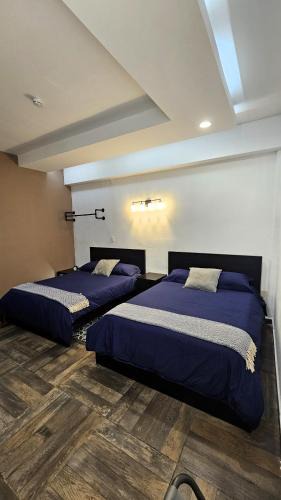 Cuautitlan Izcalli Apartment | A21 SUITE BLACK MAX para 1 a 4 personas, Especialistas en CORTAS, MEDIANAS Y LARGAS ESTANCIAS en IZCALLI TEPOTZOTLAN perfecto para Familias, Turistas, Contratistas, Estudiantes, Empresas A sólo 5 min Izcalli 5 min Esmeralda 20 min Satélite 25 min AIFA