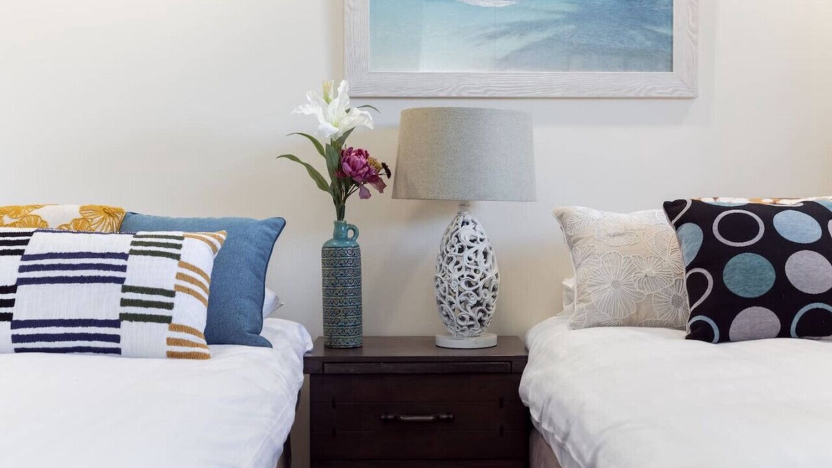 Connolly Apartment | A4 - Deluxe 1 bedroom, 1 bathroom apartment!