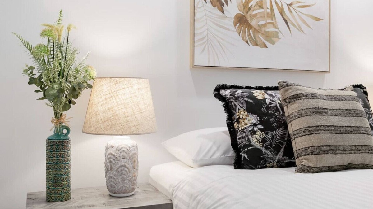 Connolly Apartment | A6 - Work-from-home haven | free WIFI | 1BR!