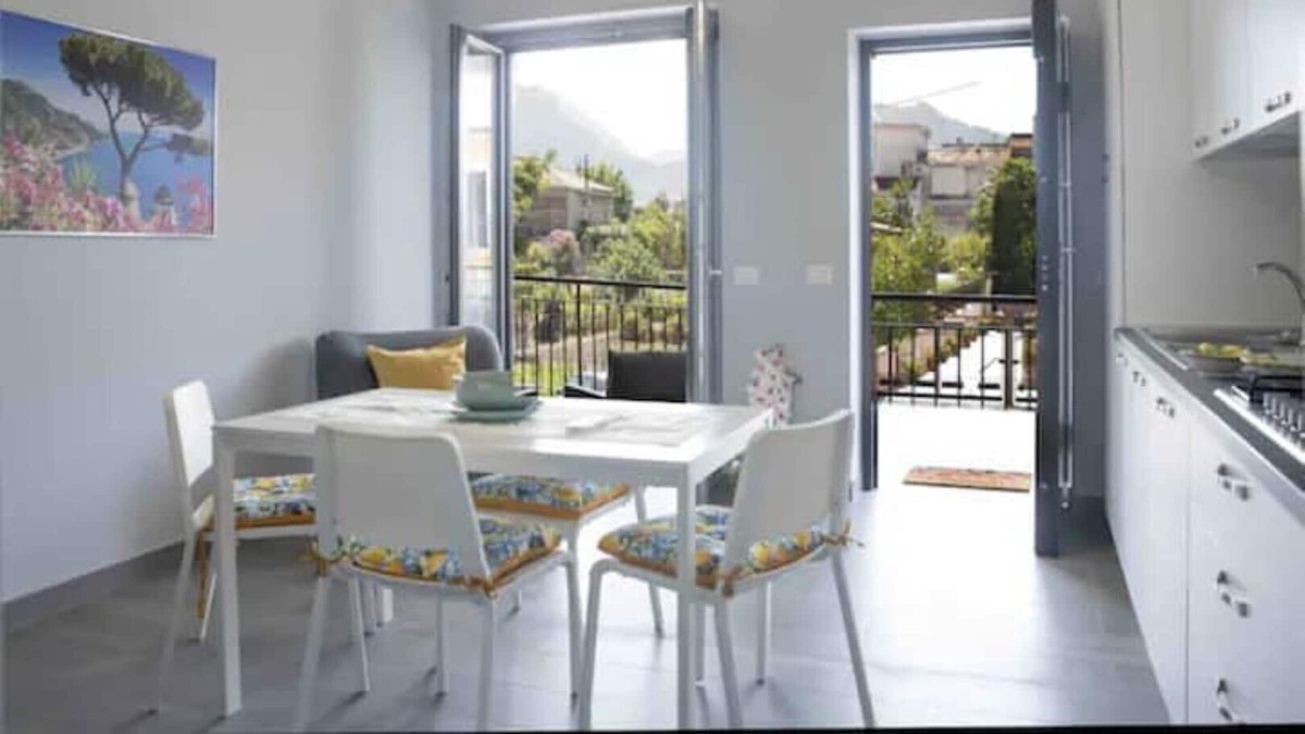 Sarno Apartment | AA Residence - free private parking