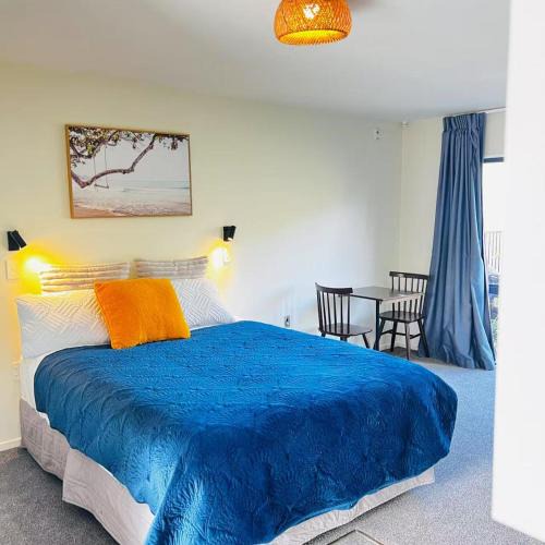 Redwood Hotel | AAA Northlands Motel