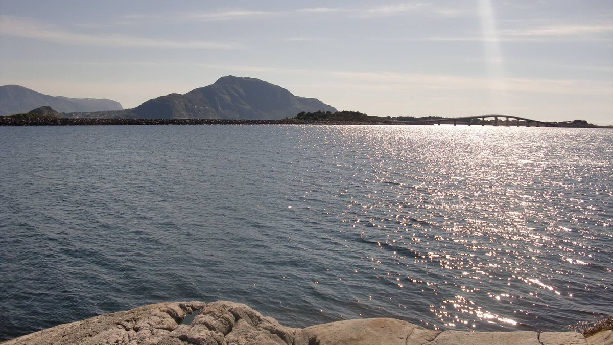 Valderoy Hotel | Aalesund Airport Hotel