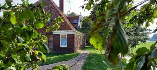 Edam Apartment | Aan de Dijk