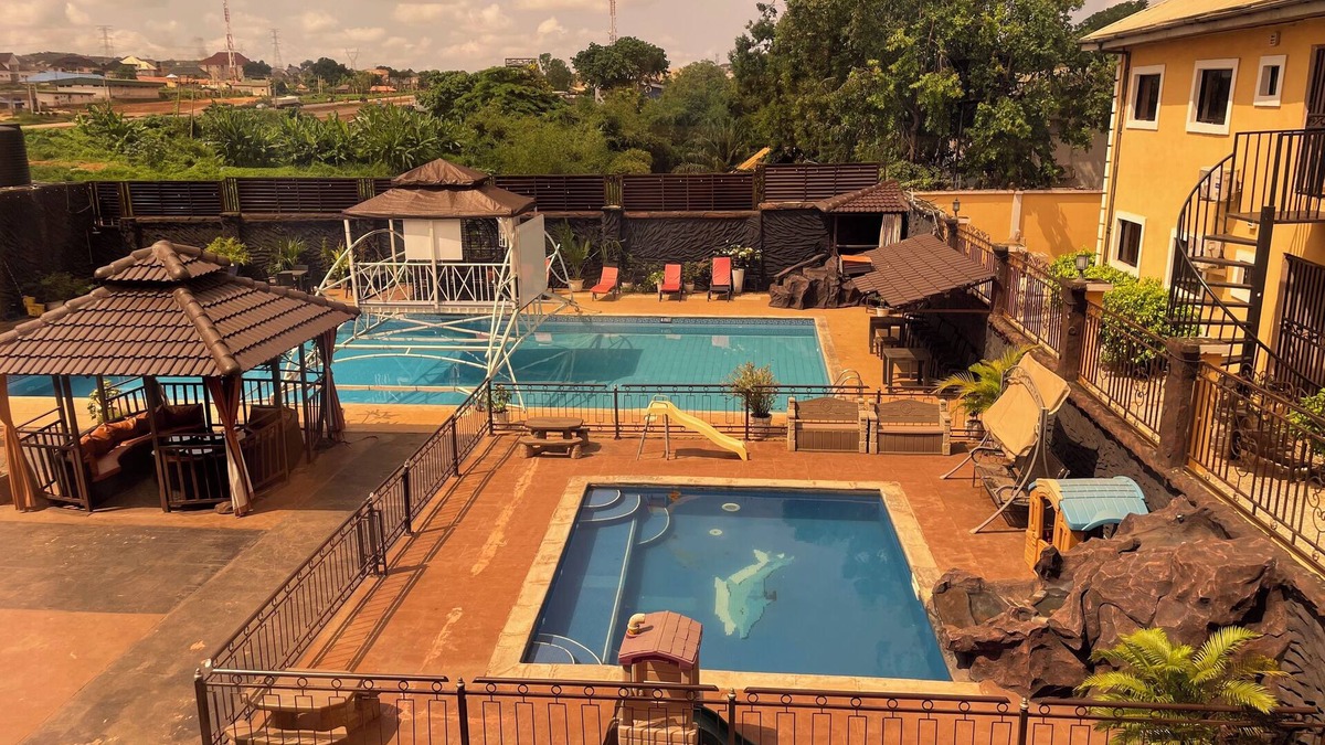 Enugu Apartment | Aaron's Place Luxury Apartments & Rooms