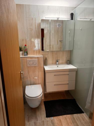 Chur Apartment | Aarons Apartment
