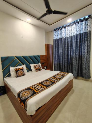 Amritsar Hotel | Aastha View