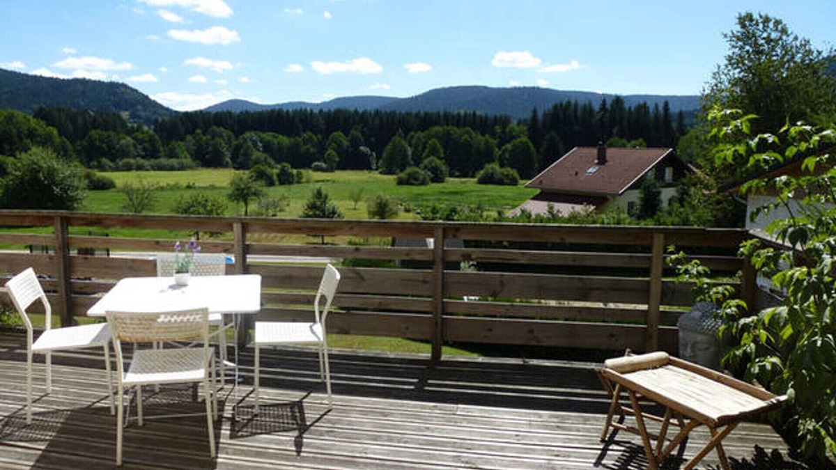 Le Tholy Apartment | (AB) Beautiful 1/4 pers apartment, facing valley, 3 *, WIFI
