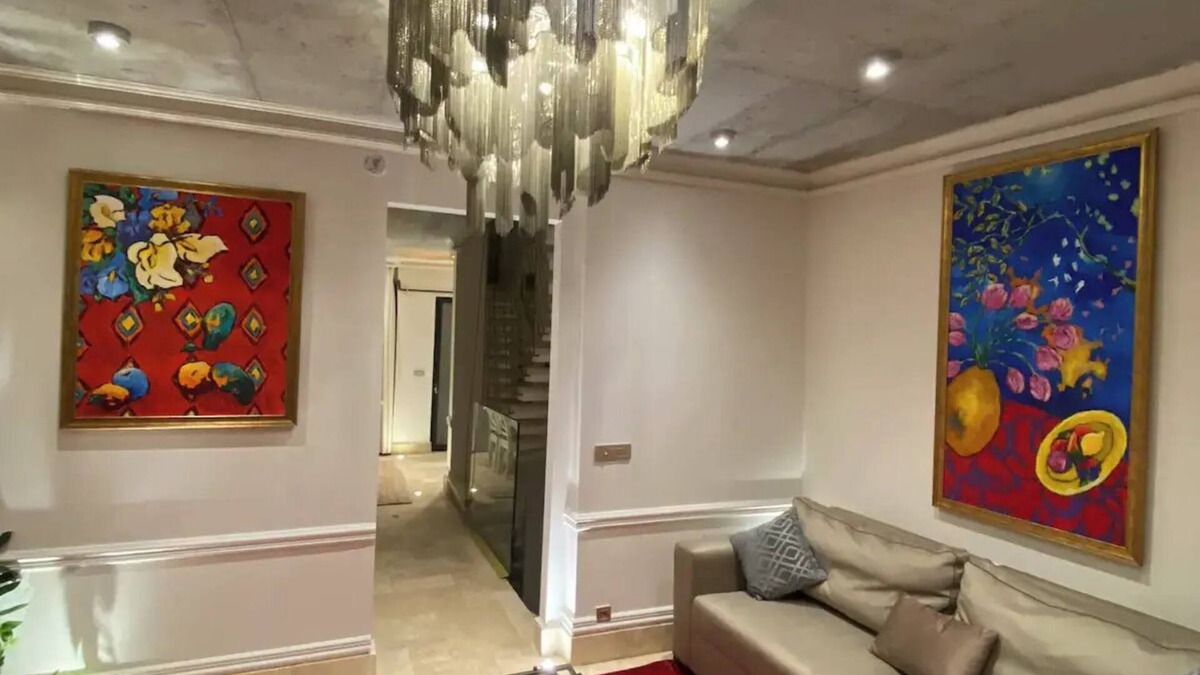 Taksim Villa | AB Residences-Villa with Terrace 4BR/4Bathroomnn